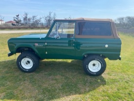 image of '1968 Ford Bronco (Norway Green)' classic ford bronco