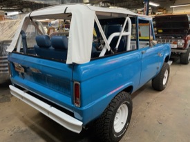image of '1972 Ford Bronco (Bahama Blue)' classic ford bronco
